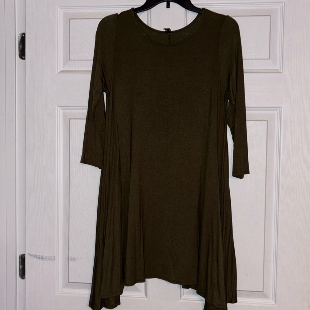 Emetla Dress